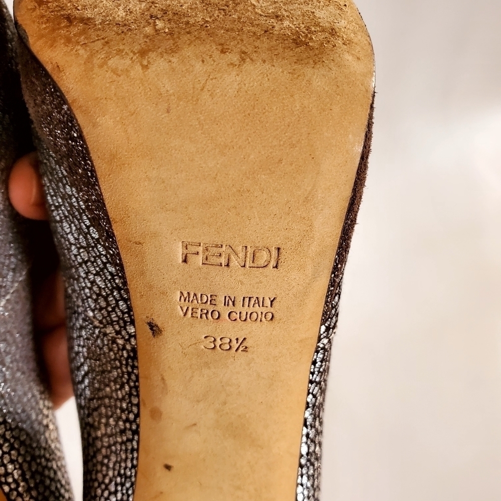 Fendi Metallic Brocade Bow Platform Peep Toe Pumps Silver Size 38.5 - Picture 10 of 13